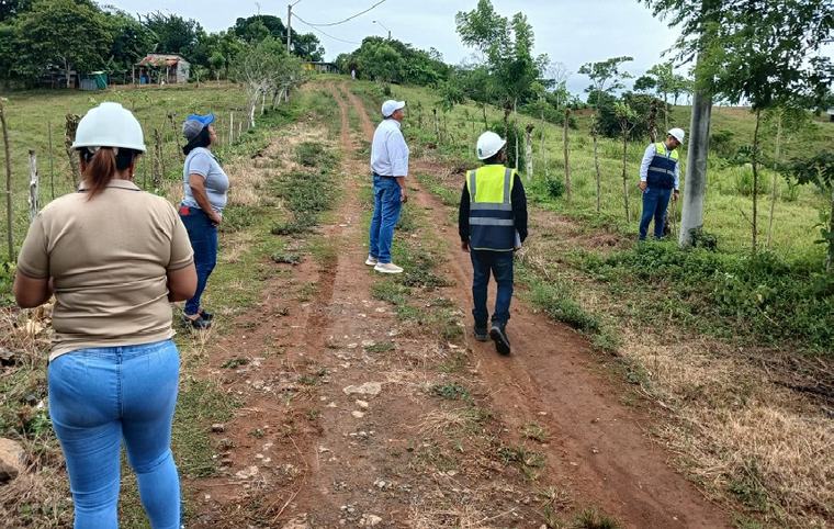 ¡Viven con guarichas! Red eléctrica de $125 mil no sirve en La Chorrera