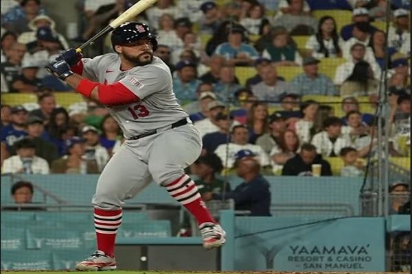 Leonardo Bernal debuta en las Grandes Ligas, pega un imparable y suma otro capítulo a la historia beisbolera de Coclé