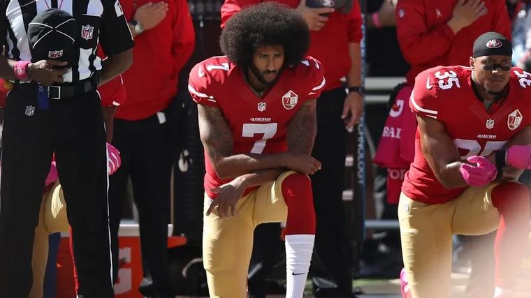 Colin Kaepernick| Ex jugador de los 49ers lanza una fuerte acusación a la NFL