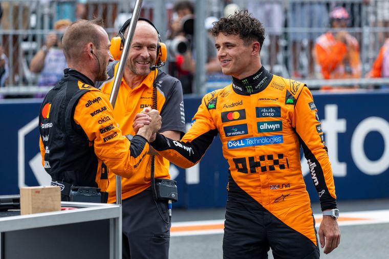 Norris renueva con McLaren hasta 2030