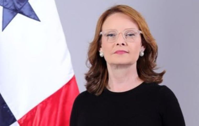 Paulette Thomas renuncia a la coalición Vamos