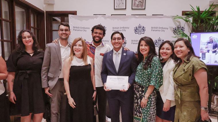 Reino Unido despidió a la nueva generación de becarios Chevening que iniciará estudios de maestría en el Reino Unido