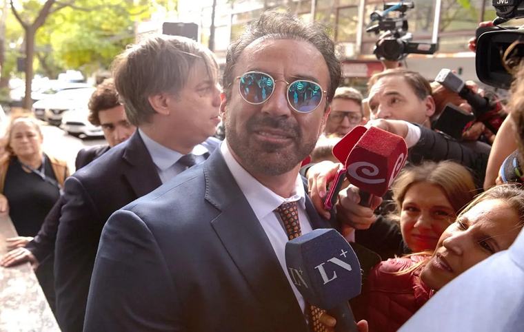 Principal acusado por muerte de Maradona dice que no vio signos de alarma en el paciente