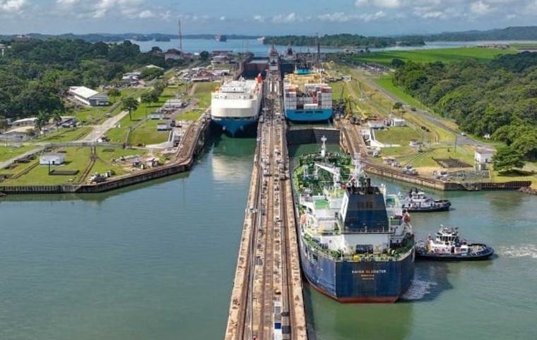 Buque paga récord de 5,3 millones de dólares en una subasta para cruzar el Canal de Panamá