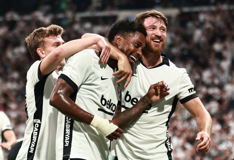 Michael Amir Murillo marca y cierra la goleada del Besiktas JK en la Superliga de Turquía