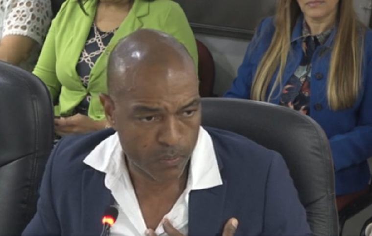 Jairo Salazar acusa a Ábrego de mentir sobre traslado de tres detenidos a Coiba