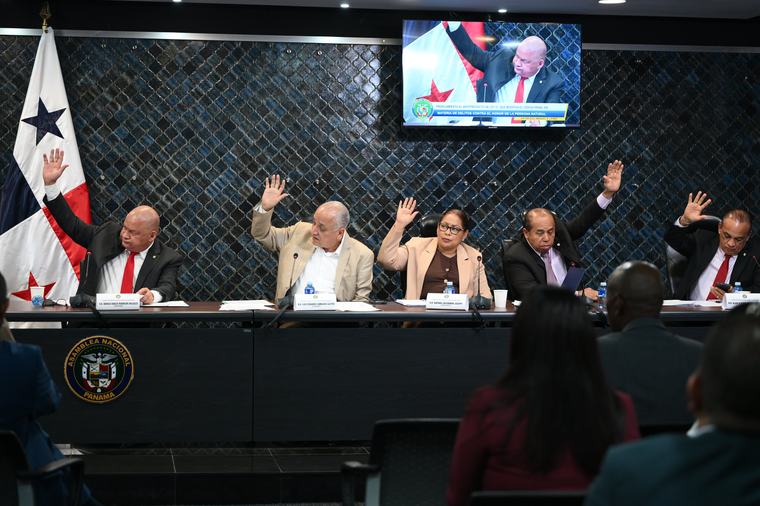 De la IA a la querella penal: diputados pretenden eliminar la prohibición que les impide demandar a quien los cuestione
