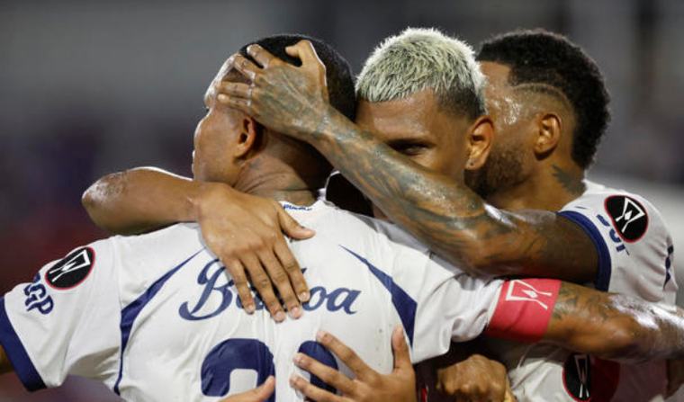 El Plaza Amador recibe a un Xelajú obligado a reaccionar en la Copa Centroamericana