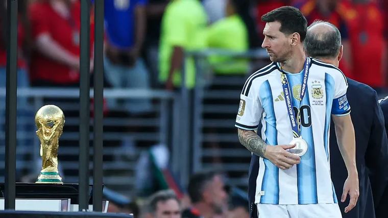 Lionel Messi anuncia su retiro de la selección de Argentina