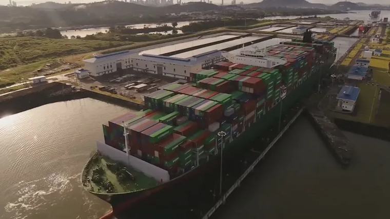 Canal de Panamá reduce desde hoy el tránsito diario de buques por la sequía