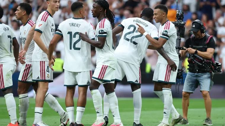 Real Madrid vs Málaga resultado| Goleada blanca en el Bernabéu y liderato en LaLiga