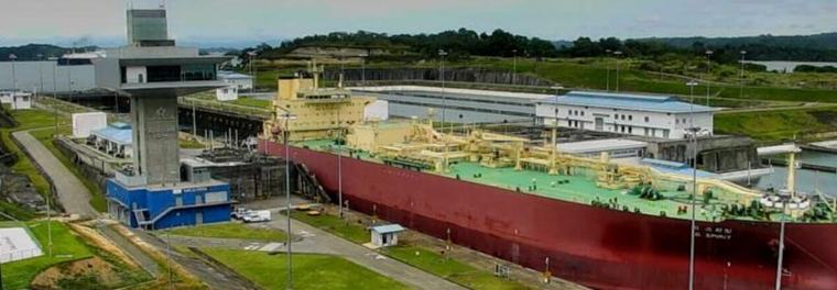 Naviera surcoreana paga $5.3 millones en subasta para cruzar el Canal de Panamá